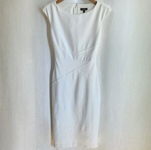 🇨🇦 Le Chateau White Bodycon Dress